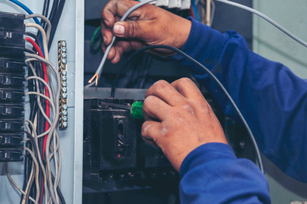 Best Ceiling Fan Installation Electrician  in Bay Shore, NY